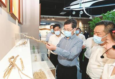 蓝佛安在长治市调研